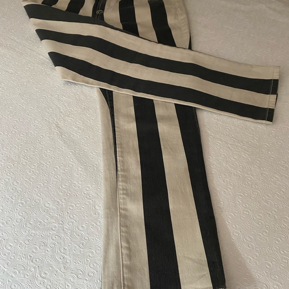 Genetic Denim The Liam Crop strip jeans. Sz 29 - Picture 10 of 10